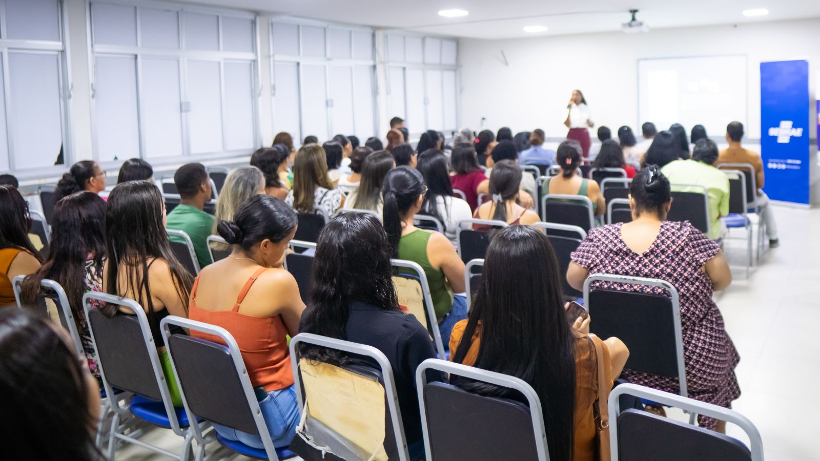 Prefeitura de Itabela e Sebrae promovem palestra sobre marketing digital para empreendedores locais. (Foto: Divulgação) Prefeitura de Itabela e Sebrae promovem palestra sobre marketing digital para empreendedores locais. (Foto: Divulgação)