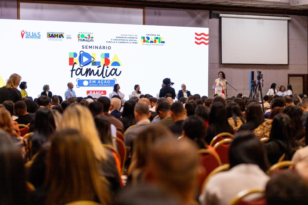 Itabela marca presena no Seminrio Bolsa Famlia em Ao em Salvador e fortalece gesto social